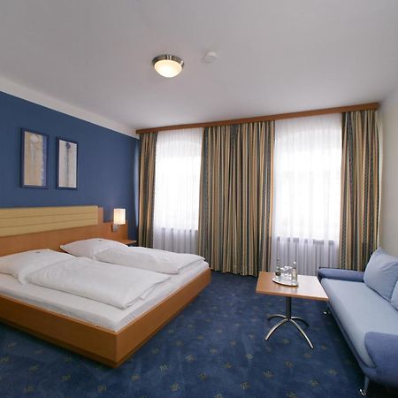 Altstadt-Hotel Zieglerbraeu 다하우 외부 사진